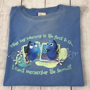 RARE Vintage DISNEY Finding Nemo - Dori Short Sleeve Shirt
